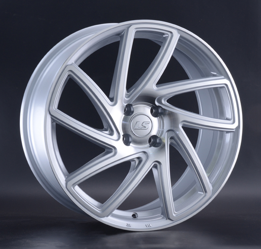 Диски LS wheels 1054 8 х 18 4*100 Et: 40 Dia: 60.1 классический серебристый цвет